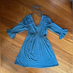 Teal half-sleeve mini dress with lace detailing